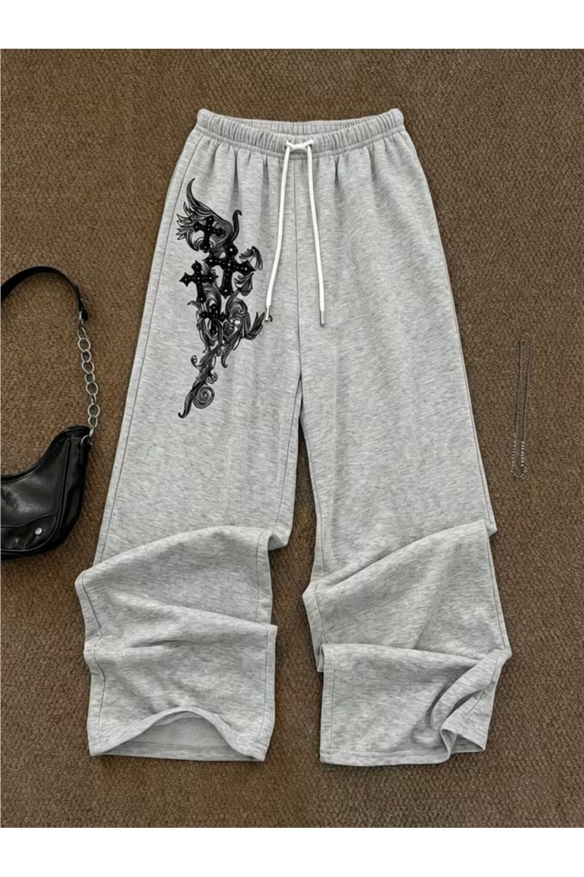 Baskı Detaylı Baggy Eşofman Altı